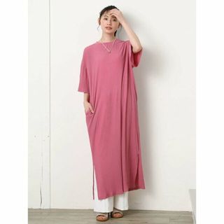 グリーンパークス(green parks)の【ピンク】SUGAR SPOON シアープリーツワンピース 24SS/半袖/ロング丈/スリット(ロングワンピース/マキシワンピース)