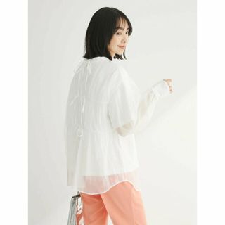 グリーンパークス(green parks)の【オフホワイト】ELENCARE DUE シアーバックリボンチュニック 24SS/レディース/バンドカラー/春夏/長袖/体型カバー(ミニワンピース)