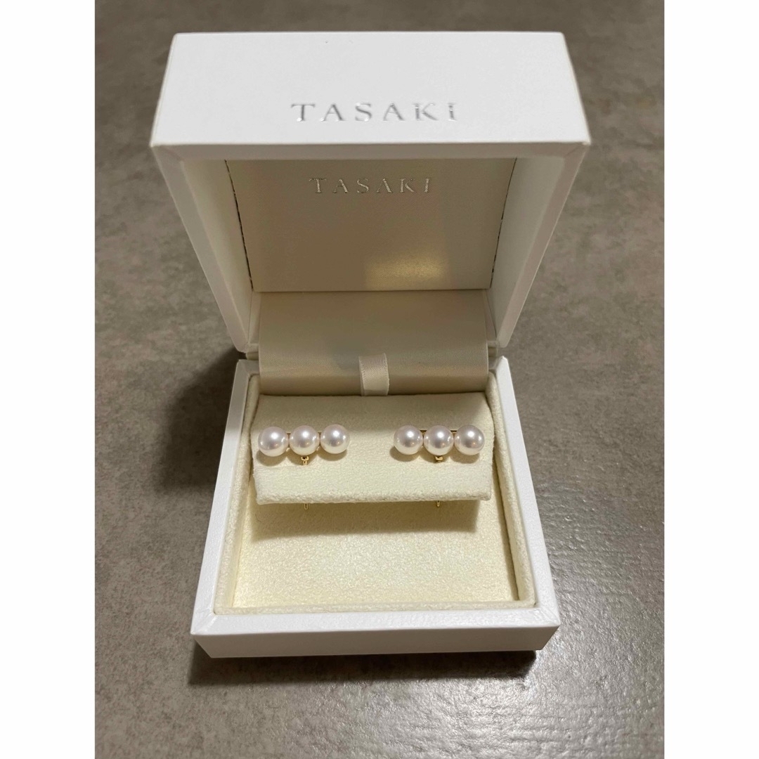 TASAKI(タサキ)の【値下げ中】　TASAKIバランスネオピアス（美品・保証書有り） レディースのアクセサリー(ピアス)の商品写真