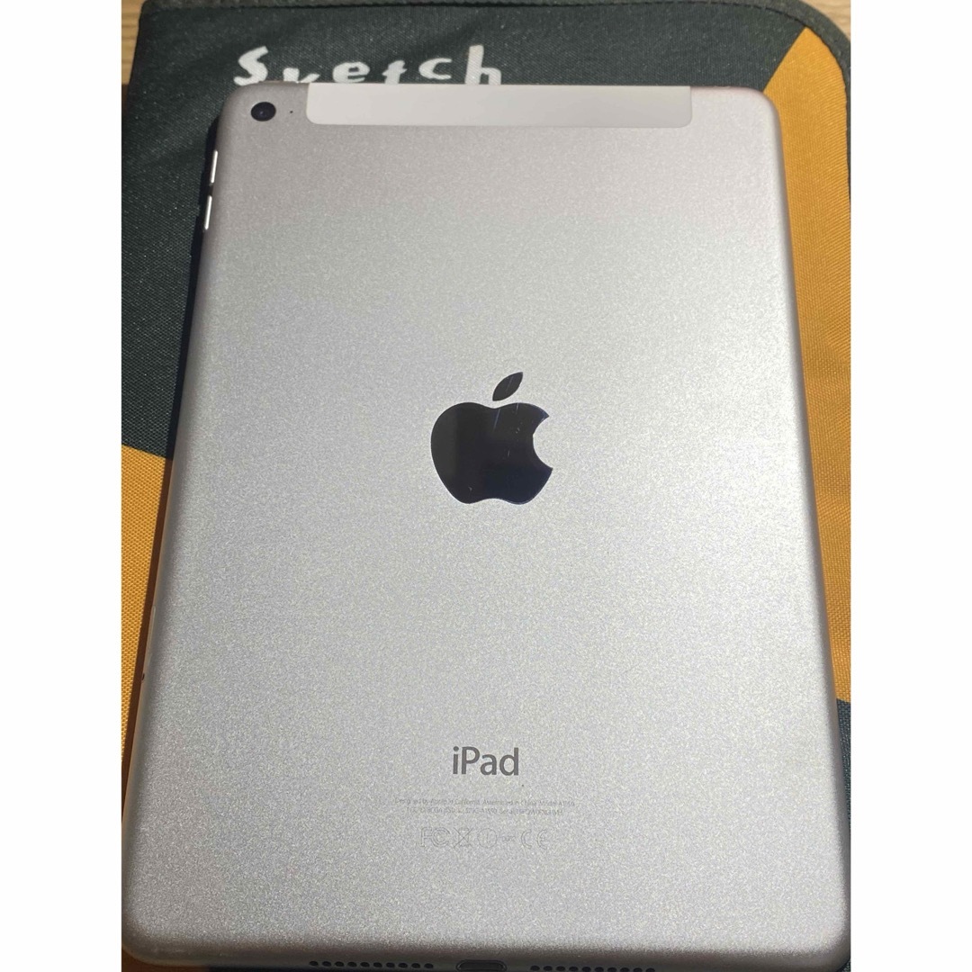iPad(アイパッド)のiPadmini4 シルバー 16GB スマホ/家電/カメラのPC/タブレット(タブレット)の商品写真