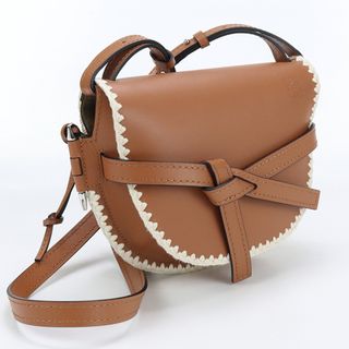 LOEWE - LOEWE ロエベ ヒールポーチ ミニの通販 by tkmmsshsk|ロエベ LOEWE - LOEWE ロエベ ヒールポーチ ミニの通販 by tkmmsshsk|ロエベ