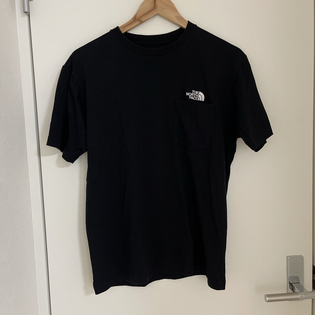 THE NORTH FACE(ザノースフェイス)のノースフェイス Tシャツ 半袖 ブラック Lサイズ THE NORTH FACE メンズのトップス(Tシャツ/カットソー(半袖/袖なし))の商品写真