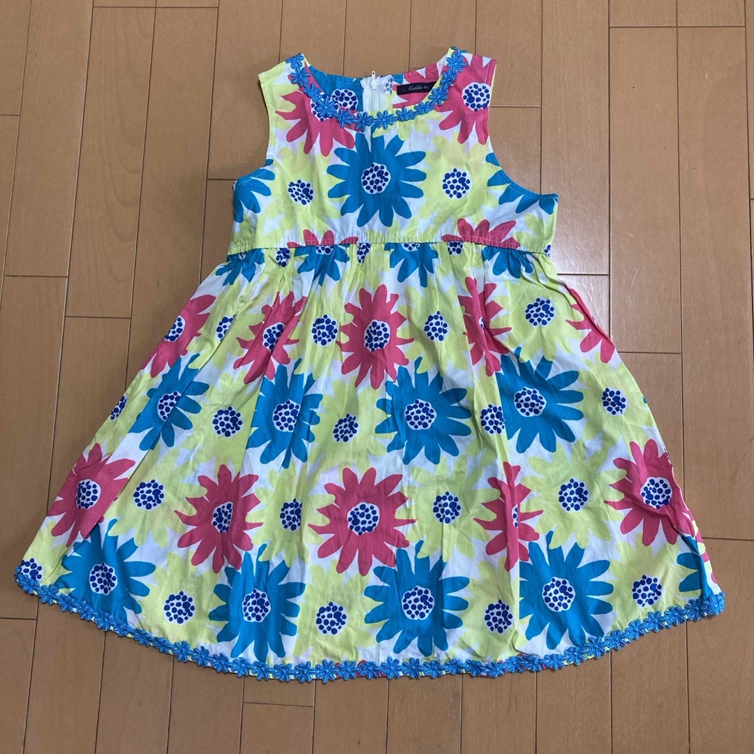 CALDia(カルディア)の130センチ　Caldiaワンピース キッズ/ベビー/マタニティのキッズ服女の子用(90cm~)(ワンピース)の商品写真