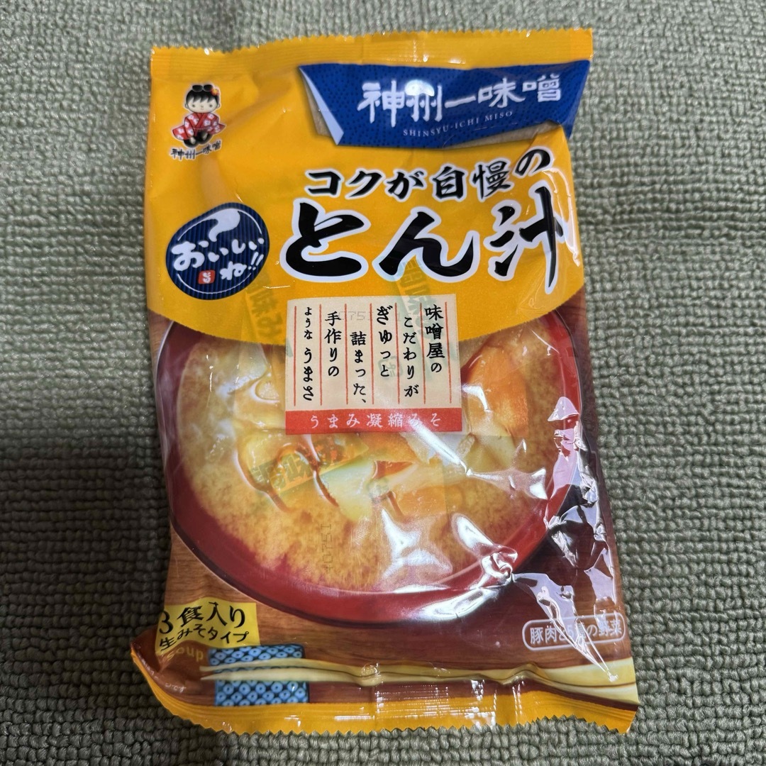 神州一味噌 おいしいね!!コクが自慢のとん汁 64g 1パック 食品/飲料/酒の加工食品(インスタント食品)の商品写真