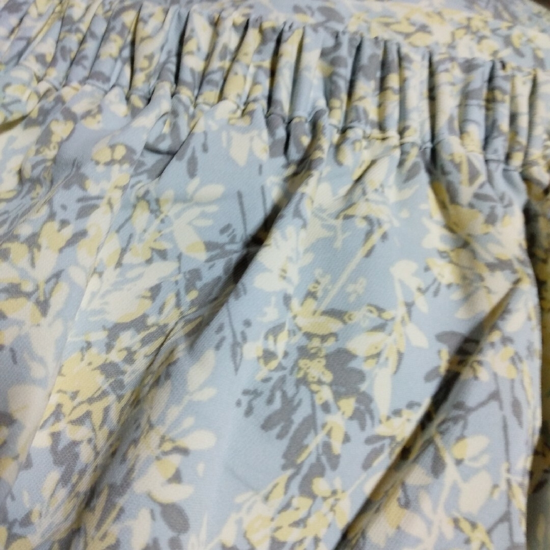 AMERICAN HOLIC(アメリカンホリック)のアメリカンホリックFlower切り替え部分プリーツスカート新品タグ付フリーsax レディースのスカート(ロングスカート)の商品写真