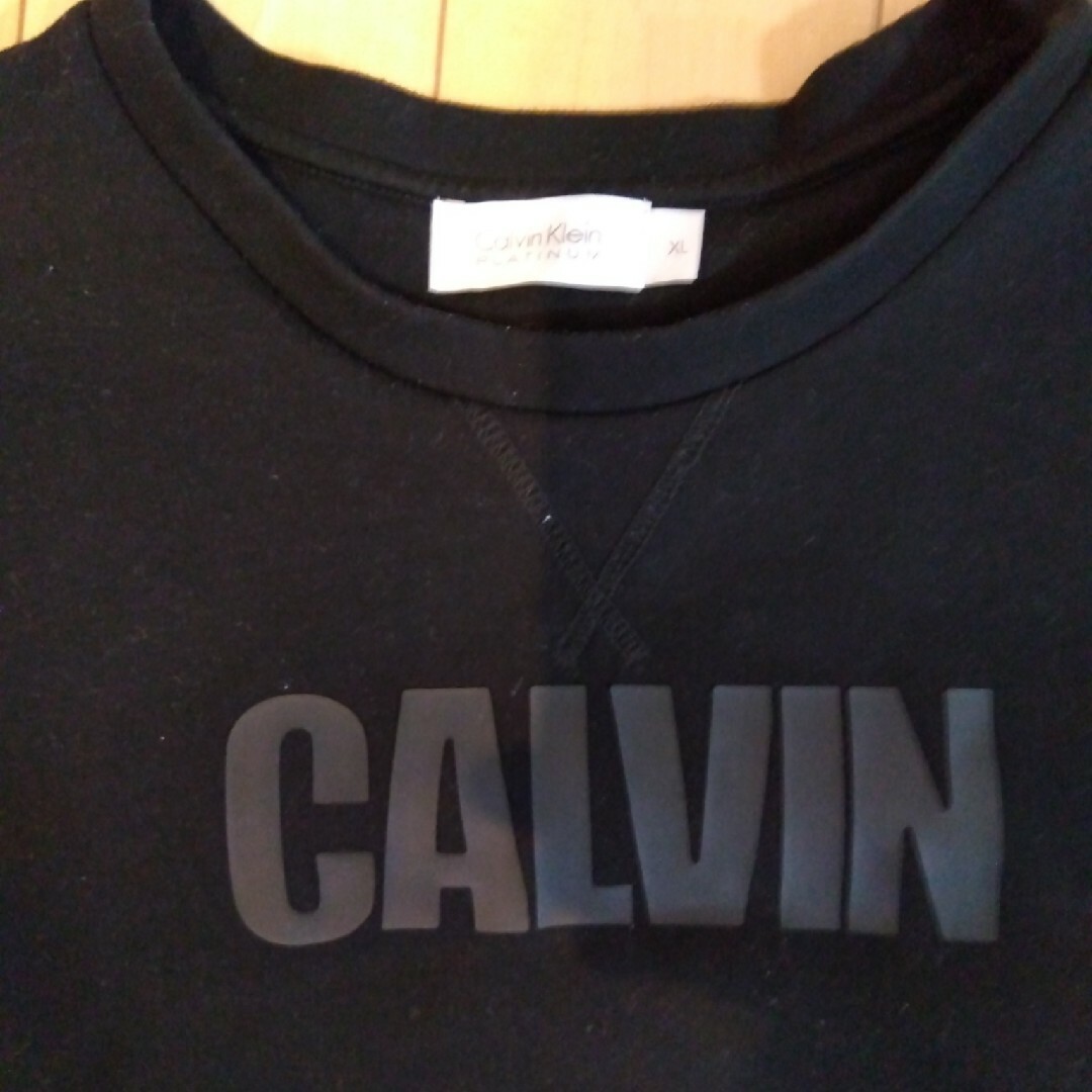 Calvin Klein(カルバンクライン)のカルバンクラインプラチナム　メンズスウェット黒L-XL メンズのトップス(スウェット)の商品写真