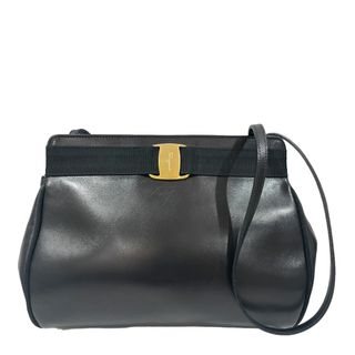 サルヴァトーレフェラガモ(Salvatore Ferragamo)のSalvatore Ferragamo ショルダーバッグ ヴァラ リボン 斜め掛け AQ-21 3111 レザー(ショルダーバッグ)