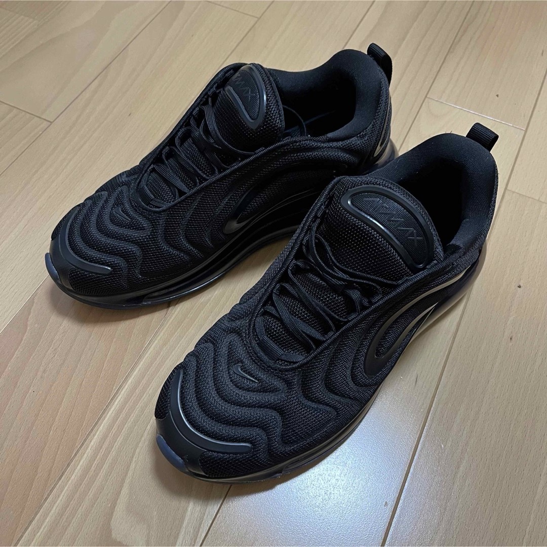 NIKE(ナイキ)のNIKE AIR MAX 720 AO2924-007 メンズの靴/シューズ(スニーカー)の商品写真