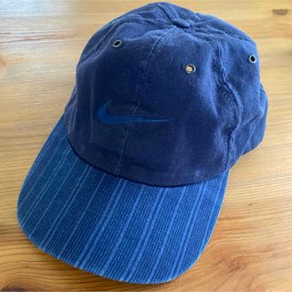 NIKE キャップ　ネイビー　レディース