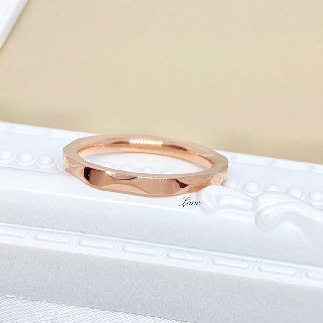 New波カットリング ステンレスリング ステンレス指輪 ピンキーリング ピンク レディースのアクセサリー(リング(指輪))の商品写真
