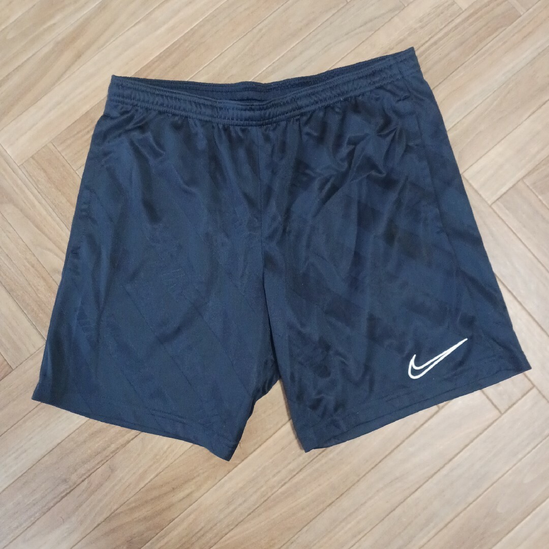 NIKE(ナイキ)のナイキ DRI−FIT トレーニングショートパンツ スポーツ/アウトドアのトレーニング/エクササイズ(その他)の商品写真