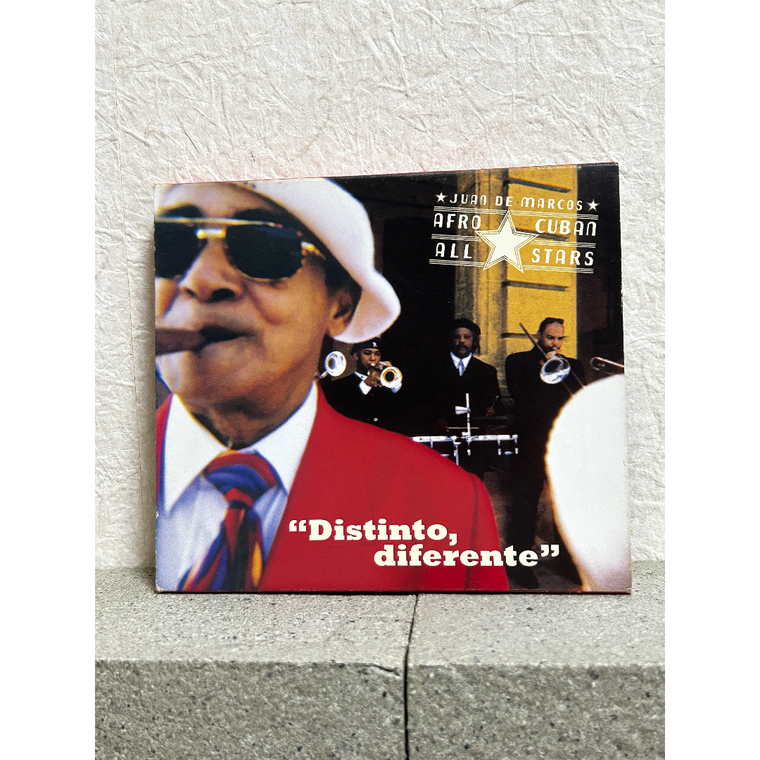 Afro Cuban All Stars：Distinto, Diferente エンタメ/ホビーのCD(ポップス/ロック(洋楽))の商品写真