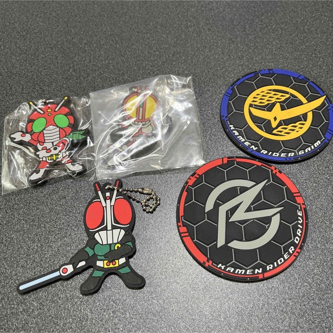 仮面ライダー　一番くじ　ラバーストラップ　ラバーコースター　5点セット エンタメ/ホビーのおもちゃ/ぬいぐるみ(キャラクターグッズ)の商品写真