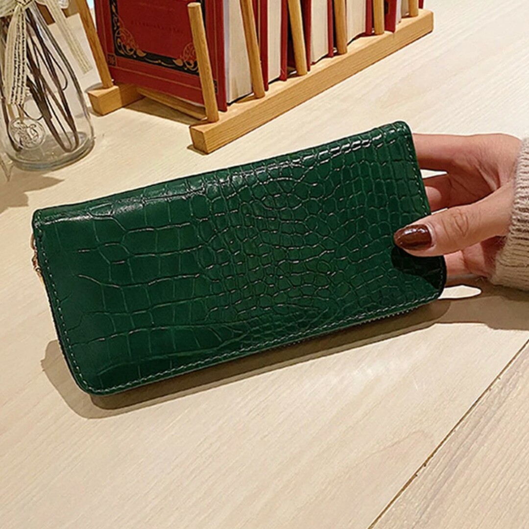クロコダイル 長財布 グリーン 型押し  ロングウォレット ラウンド型 メンズ レディースのファッション小物(財布)の商品写真