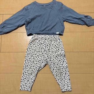 ユニクロ(UNIQLO)のUNIQLO パンツ80 GAP 薄手トップス90(80)(パンツ)