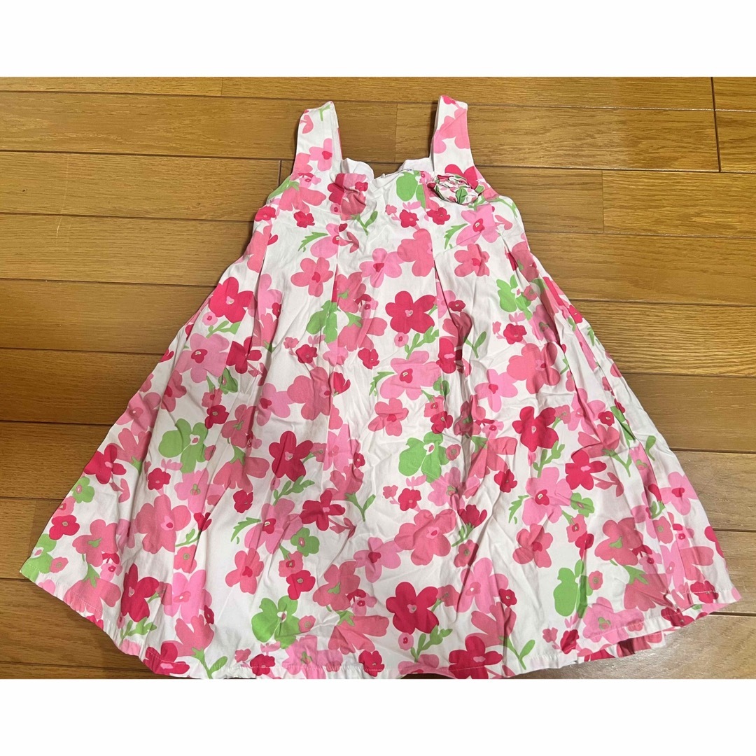 Jim Thompson(ジムトンプソン)のジムトンプソン　ワンピース　花　サイズM キッズ/ベビー/マタニティのキッズ服女の子用(90cm~)(ワンピース)の商品写真