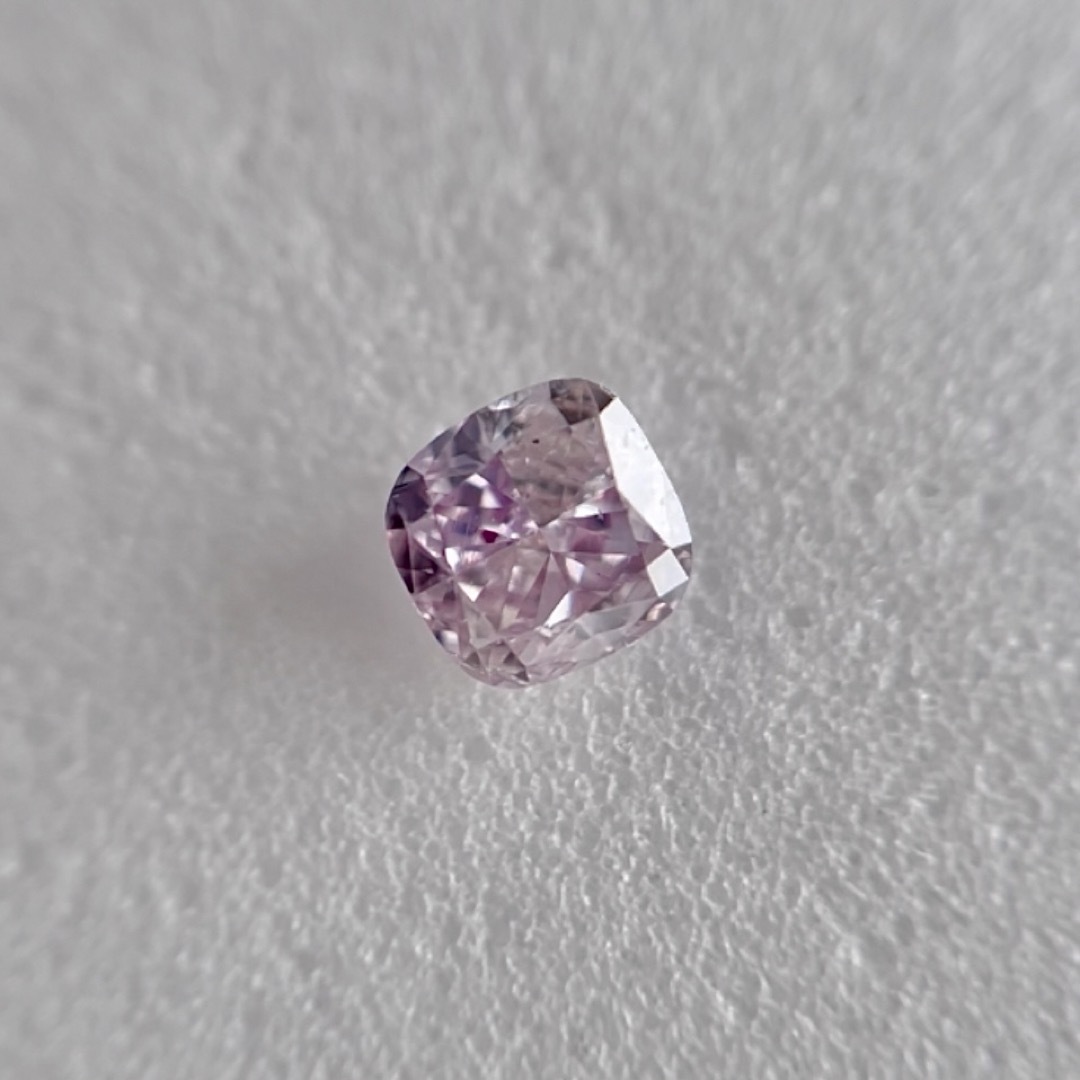 大粒0.304ctSI-2天然ピンクダイヤFANCY PURPLISH PINK レディースのアクセサリー(その他)の商品写真