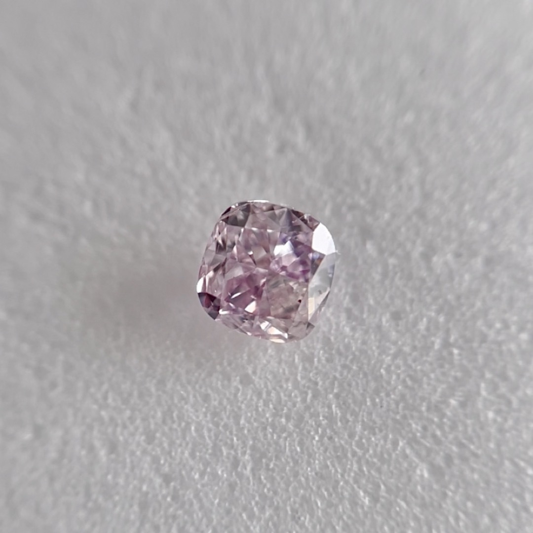 大粒0.304ctSI-2天然ピンクダイヤFANCY PURPLISH PINK レディースのアクセサリー(その他)の商品写真