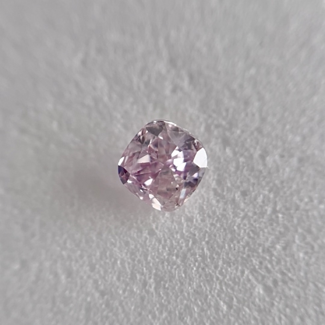大粒0.304ctSI-2天然ピンクダイヤFANCY PURPLISH PINK レディースのアクセサリー(その他)の商品写真