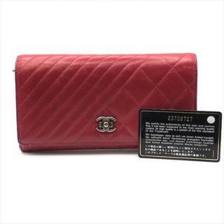 シャネル(CHANEL)の良品 CHANEL ボーイ シャネル ラムスキン クロスステッチ ウォレット 長財布 赤 a3257(財布)