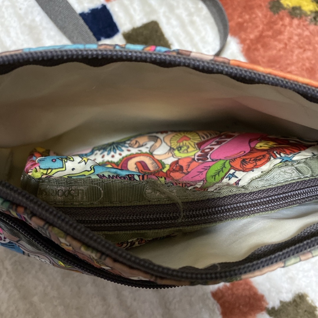 LeSportsac(レスポートサック)のLesportsanc ショルダーバック レディースのバッグ(ショルダーバッグ)の商品写真