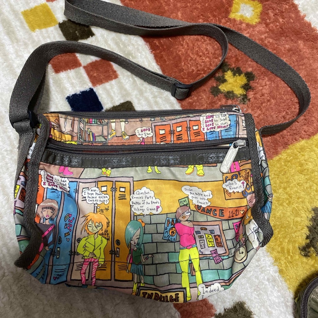 LeSportsac(レスポートサック)のLesportsanc ショルダーバック レディースのバッグ(ショルダーバッグ)の商品写真