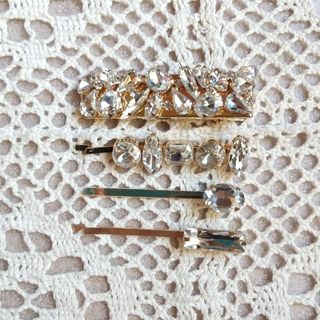 ZARA クリアビジューのヘアクリップ & ヘアピン 4本セット