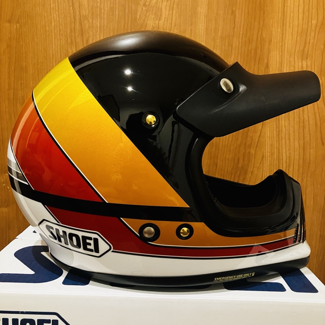 SHOEI(ショウエイ)の美品 SHOEI EX-ZERO EX-ZERO EQUATION Mサイズ 自動車/バイクのバイク(ヘルメット/シールド)の商品写真