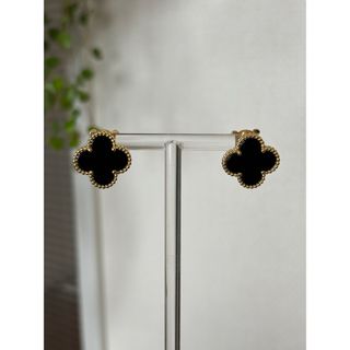 美品☆クローバーピアス(ピアス)