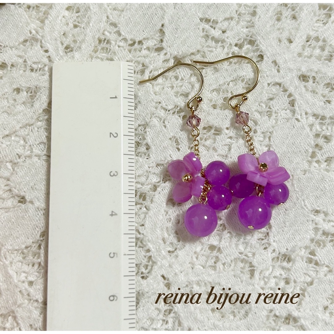 ハンドメイド⭐️天然石ピアス4757⭐️ラス1 スワロフスキー お花ピアス ハンドメイドのアクセサリー(ピアス)の商品写真