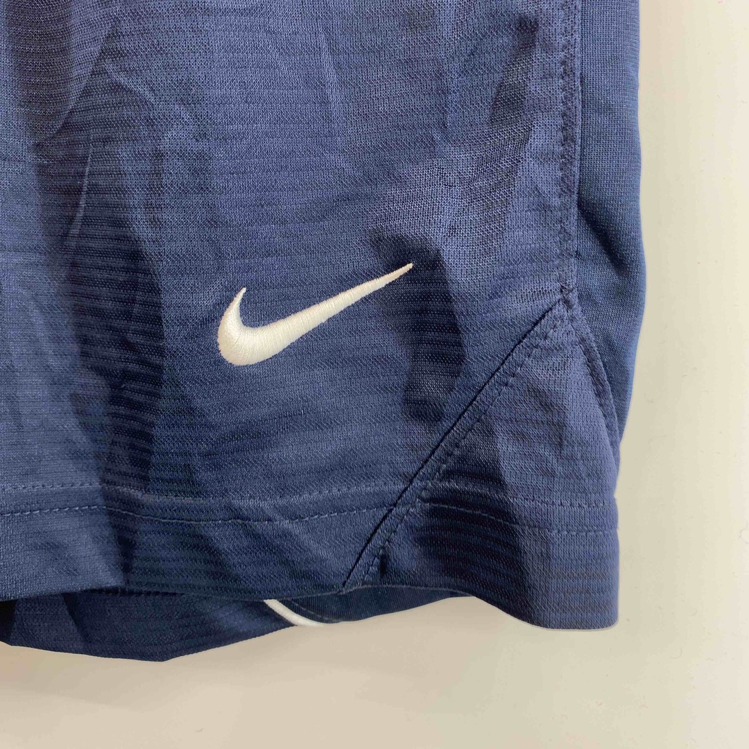 NIKE(ナイキ)のNIKE ナイキ メンズ　紺　ネイビー　ナイロン　 ショートパンツ メンズのパンツ(その他)の商品写真