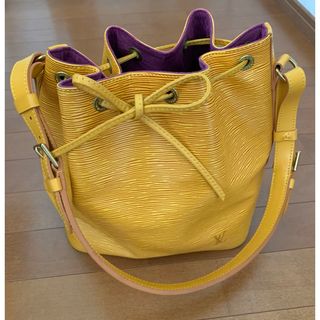 ルイヴィトン(LOUIS VUITTON)のルイヴィトン　エピ　プチ・ノエ(ショルダーバッグ)