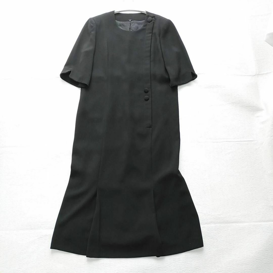 TOKYO IGIN(トウキョウイギン)の通年　東京イギン　ブラックフォーマル　ノーカラージャケット　前開きワンピース　L レディースのフォーマル/ドレス(礼服/喪服)の商品写真