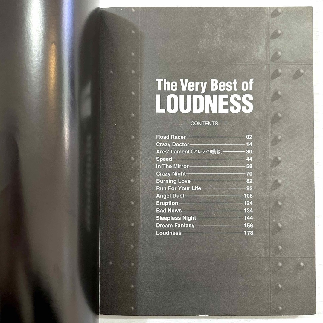 ラウドネス バンドスコア The Very Best of LOUDNESS エンタメ/ホビーの本(楽譜)の商品写真