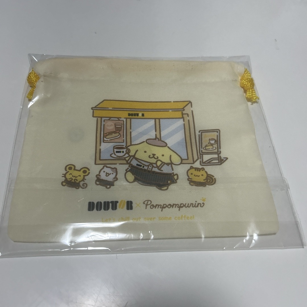 ポムポムプリン　巾着　DOUTOR エンタメ/ホビーのおもちゃ/ぬいぐるみ(キャラクターグッズ)の商品写真