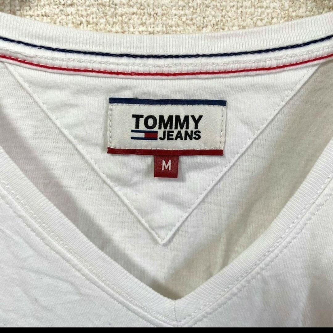 TOMMY JEANSＴシャツ（Ｍ）カットソー VネックトミージーンズＴシ メンズのトップス(Tシャツ/カットソー(半袖/袖なし))の商品写真