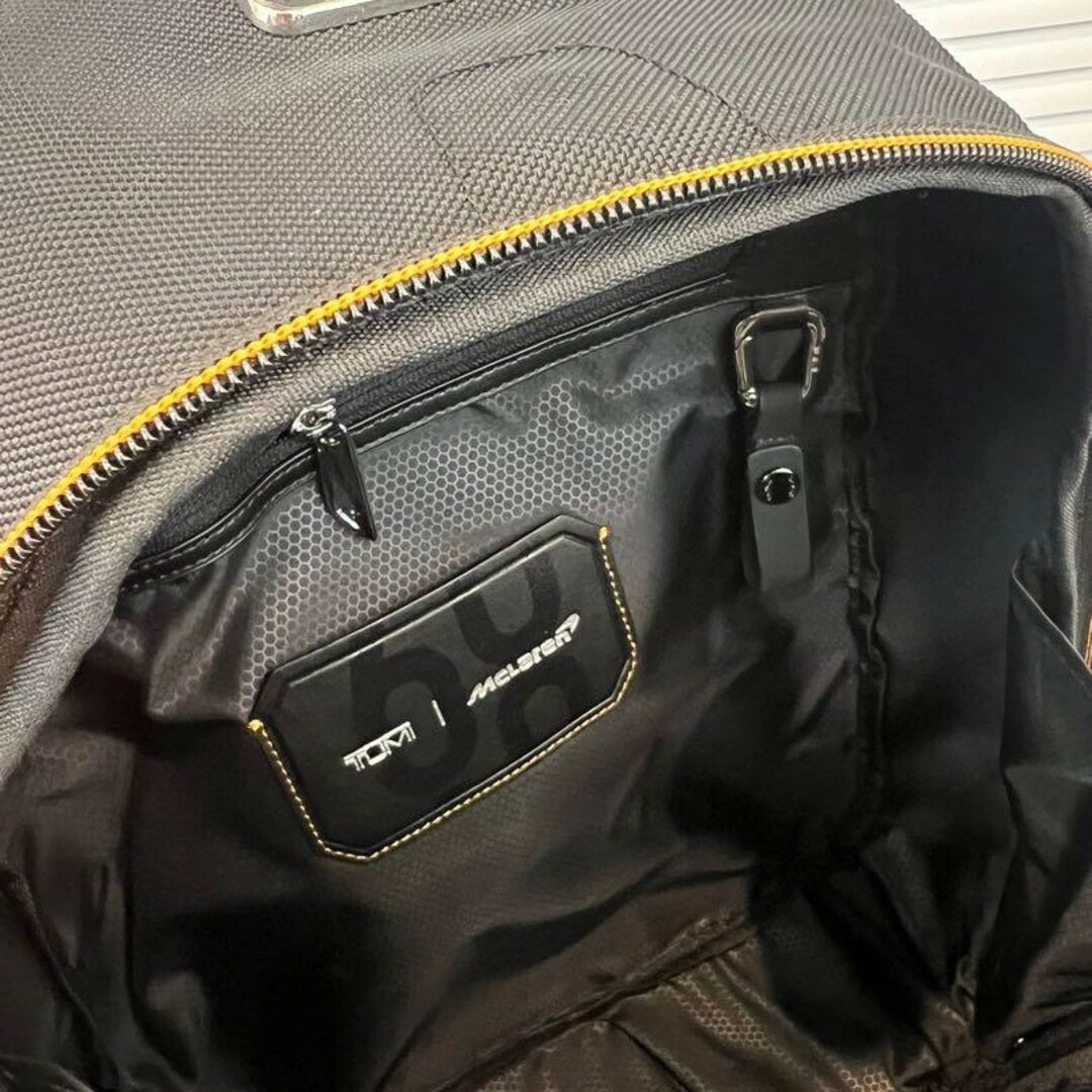 TUMI(トゥミ)の新品 TUMI×MCLAREN ヴェロシティ バックパック 373002オレンジ メンズのバッグ(バッグパック/リュック)の商品写真