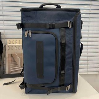 トゥミ(TUMI)の新品 TUMI 大型「エンデュアランス」バックパック ブルー(バッグパック/リュック)