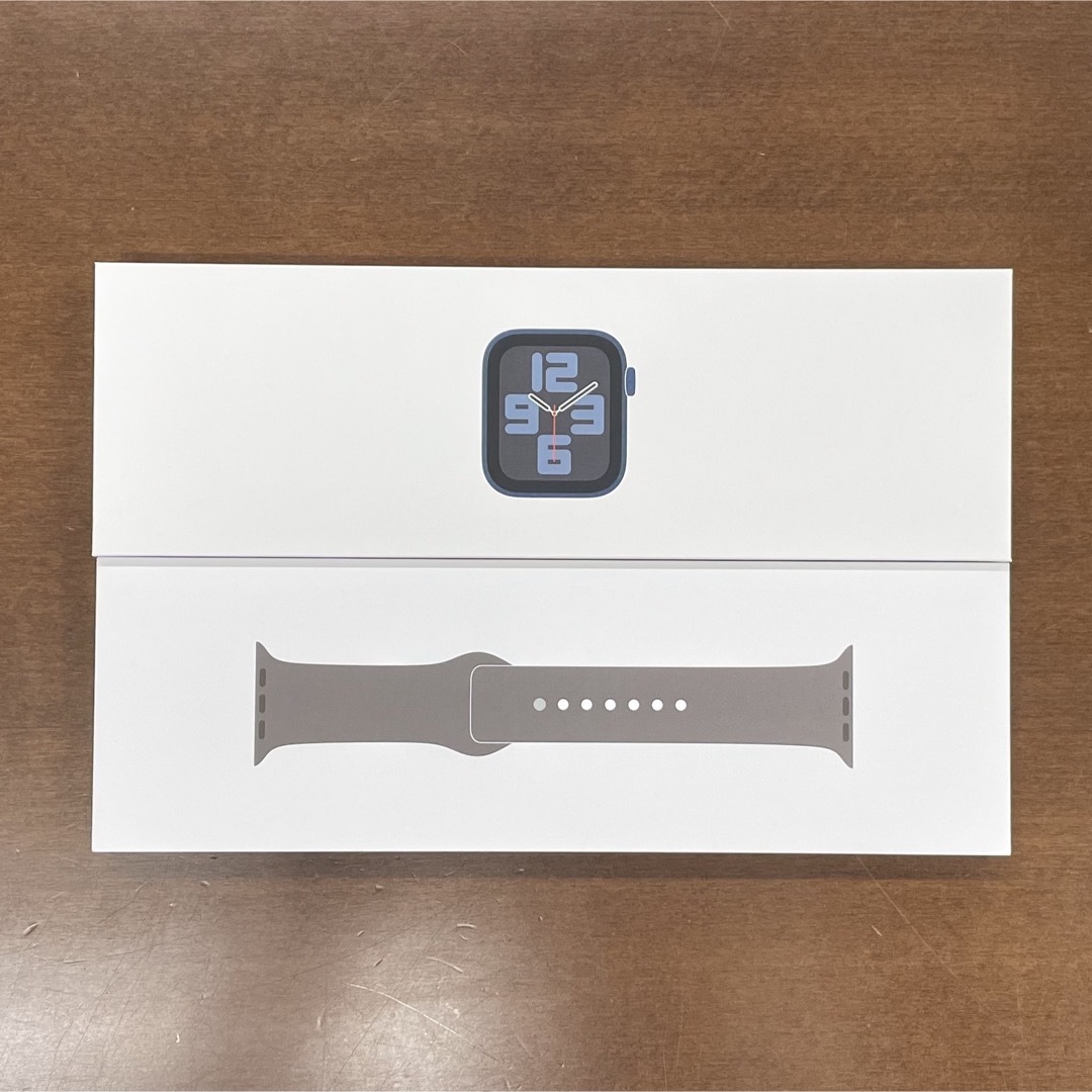 Apple Watch(アップルウォッチ)のApple Watch SE 第二世代 44mm スマホ/家電/カメラのスマートフォン/携帯電話(その他)の商品写真