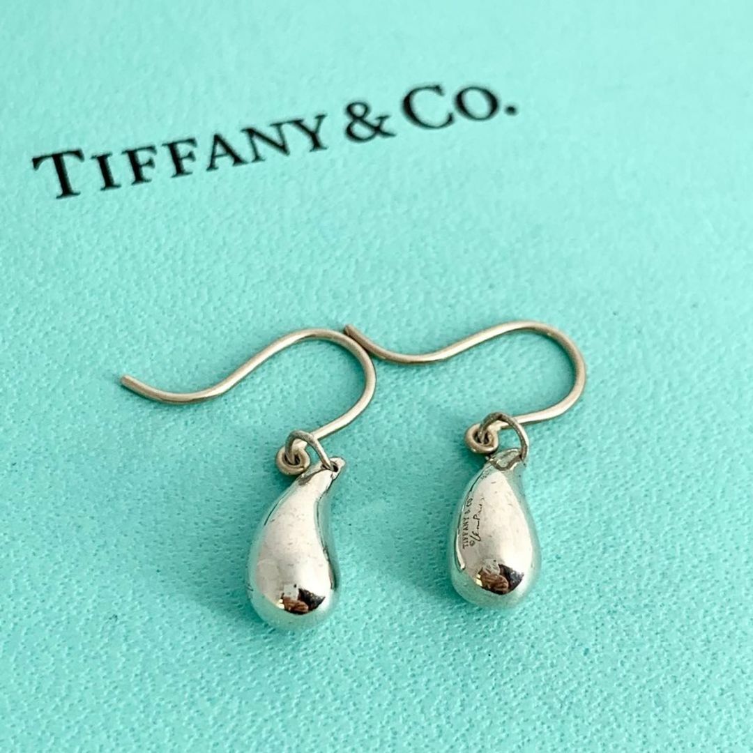 Tiffany & Co.(ティファニー)のTIFFANY&Co. ティファニー ティアドロップ フック ピアス cx1 レディースのアクセサリー(ピアス)の商品写真