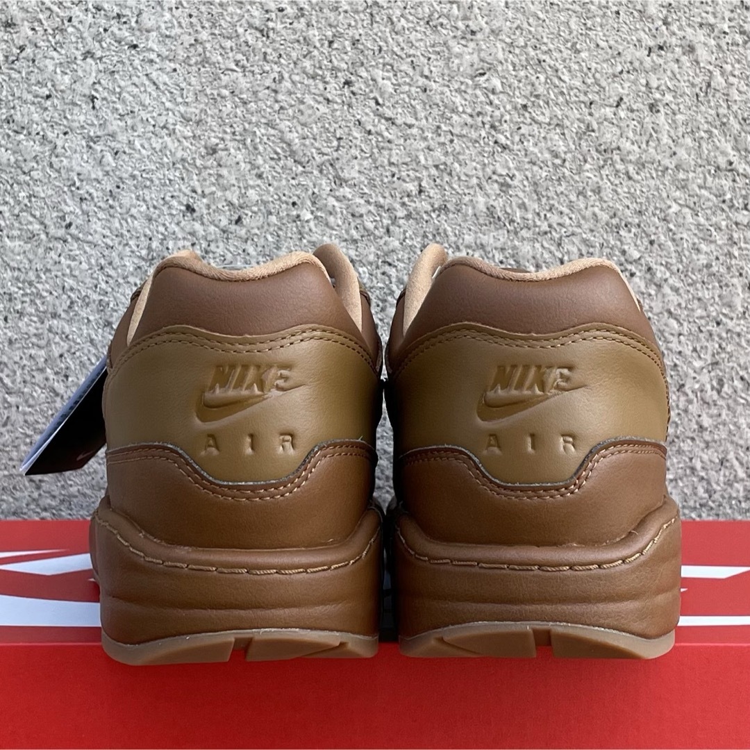 NIKE(ナイキ)の【極希少】W NIKE AIR MAX 1 '87 NBHD "BROWN" メンズの靴/シューズ(スニーカー)の商品写真