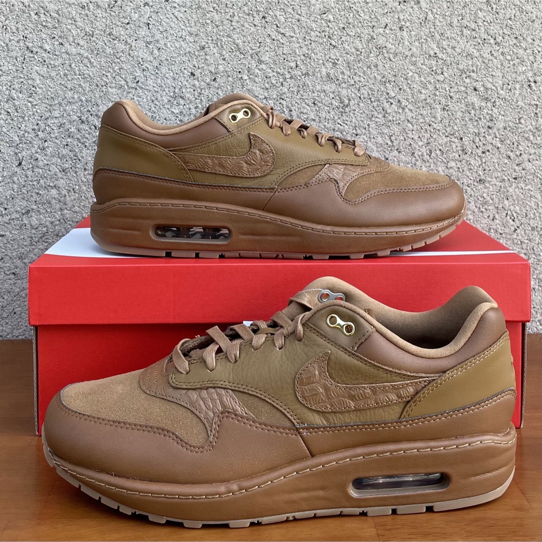 NIKE(ナイキ)の【極希少】W NIKE AIR MAX 1 '87 NBHD "BROWN" メンズの靴/シューズ(スニーカー)の商品写真