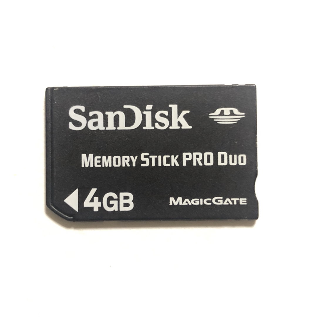 SanDisk(サンディスク)のMEMORY STICK  PRO Duo 4GB エンタメ/ホビーのゲームソフト/ゲーム機本体(携帯用ゲーム機本体)の商品写真