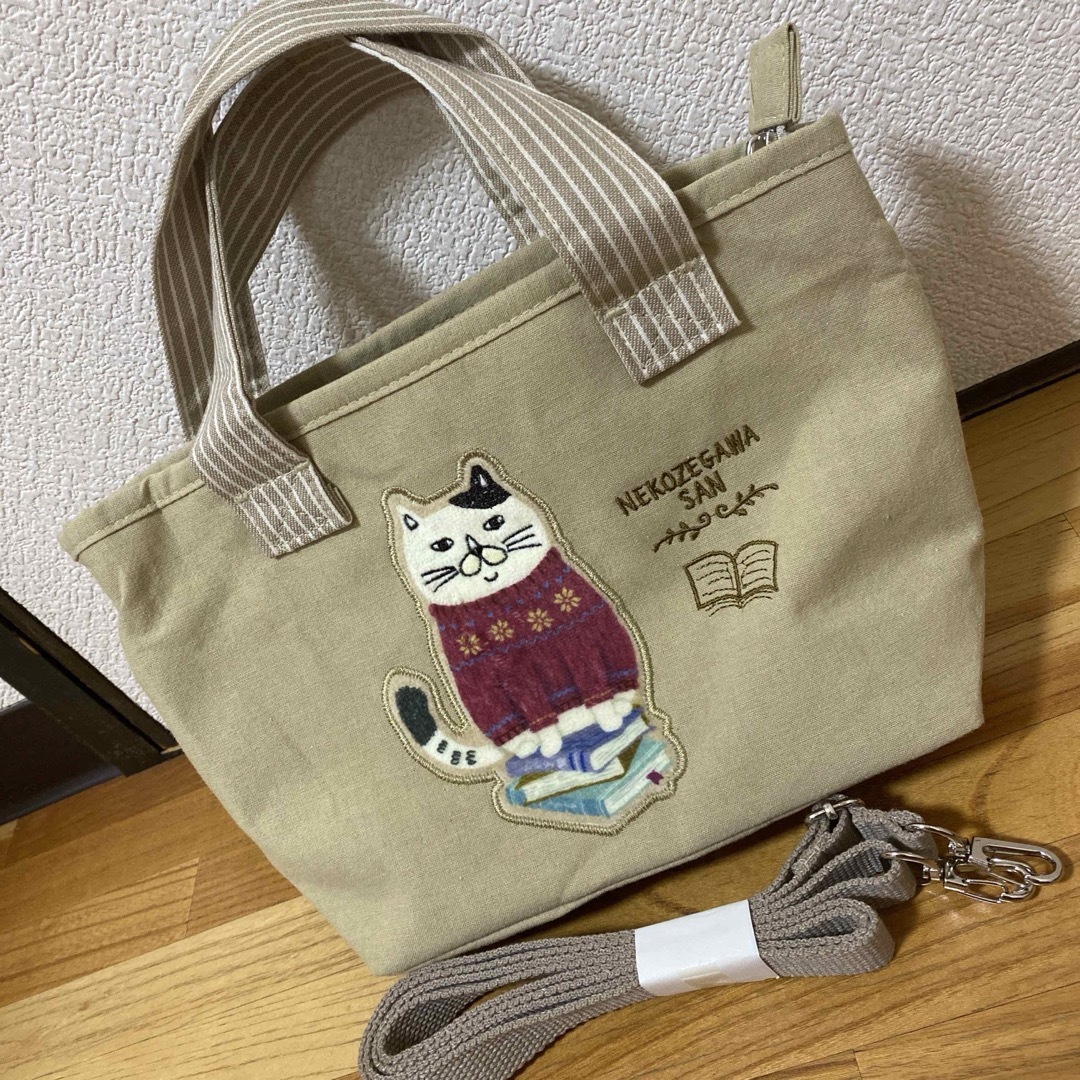 KUSUGURU ネコぜガワさん　バスケット　トートバッグ　猫　バッグ レディースのバッグ(ショルダーバッグ)の商品写真