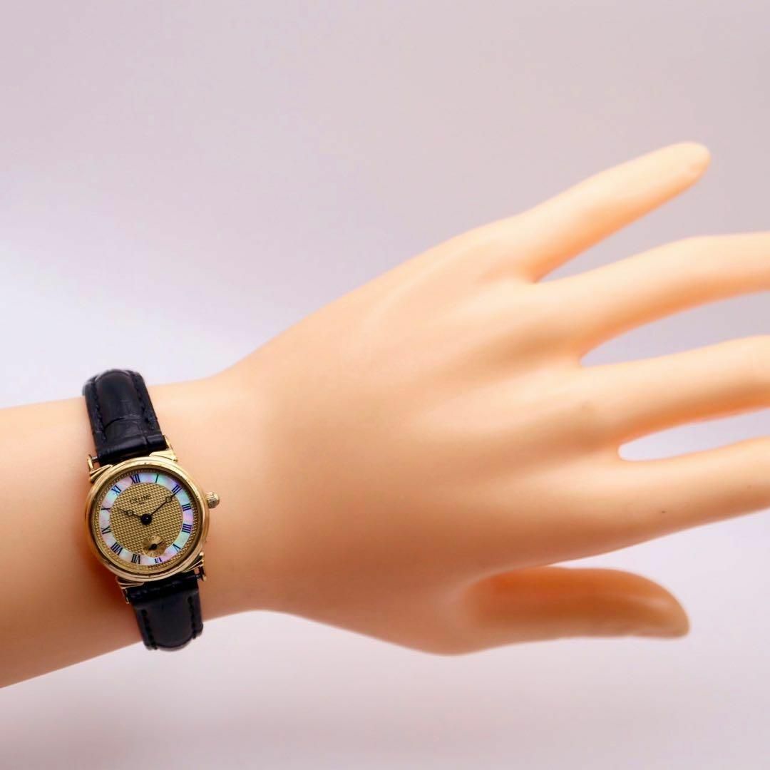 celine - 極美品 CELINE スモセコ シェル ラウンド ゴールド 腕時計
