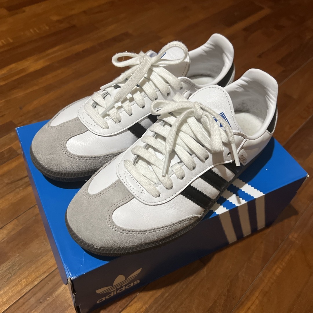 adidas(アディダス)の24.5cm adidas SAMBA OGアディダス サンバ ホワイト レディースの靴/シューズ(スニーカー)の商品写真