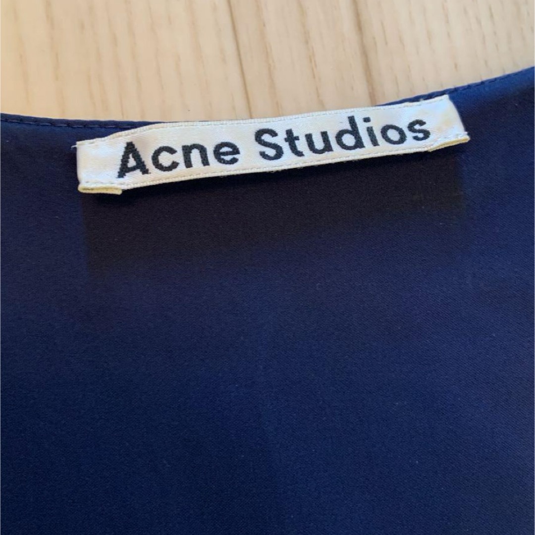 Acne Studios(アクネストゥディオズ)の★Acne Studios ベルト付タンクトップ★アクネ レディースのトップス(タンクトップ)の商品写真