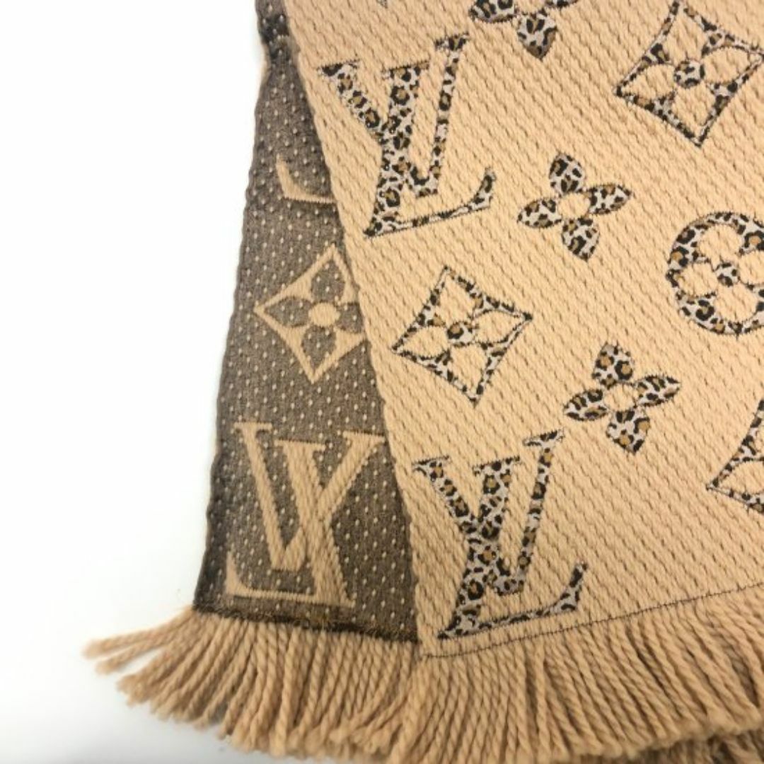 LOUIS VUITTON(ルイヴィトン)のルイヴィトン M75884 エシャルプ ジャイアントモノグラム ジャングル マフ レディースのファッション小物(マフラー/ショール)の商品写真