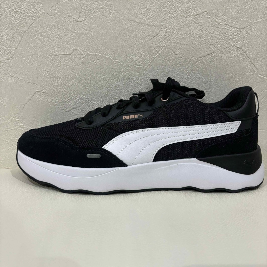 PUMA(プーマ)の新品【PUMA】プーマ ランテイムド プラットフォーム スニーカー 26cm レディースの靴/シューズ(スニーカー)の商品写真