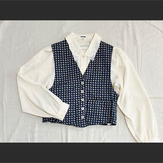 4️⃣ vest ／ vintage(ベスト/ジレ)